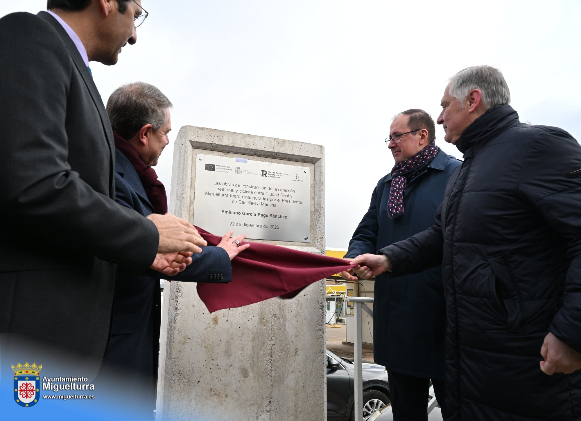 inauguración pasarela, diciembre 2025