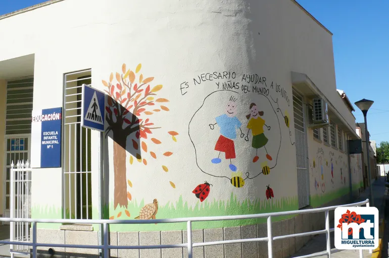 imagen de la fachada de la Escuela Infantil Número 1 de Miguelturra, imagen de archivo