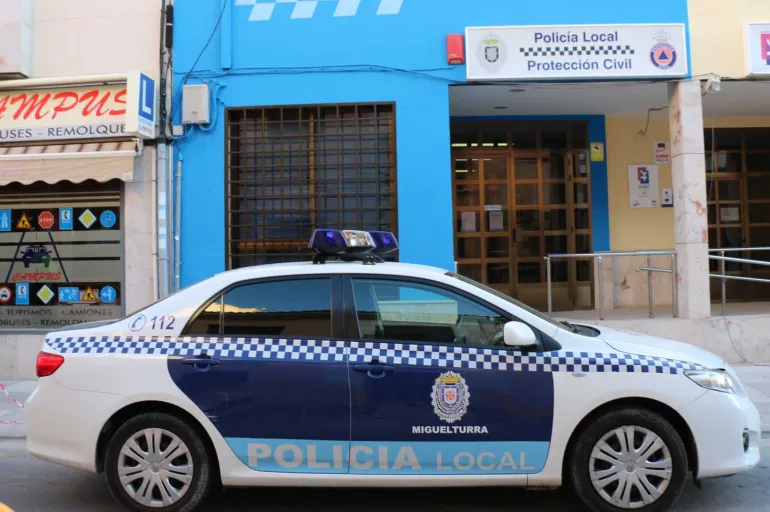 imagen de la fachada de la policia local de Miguelturra.