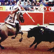 Corrida de Rejoneo, inicio de la temporada taurina