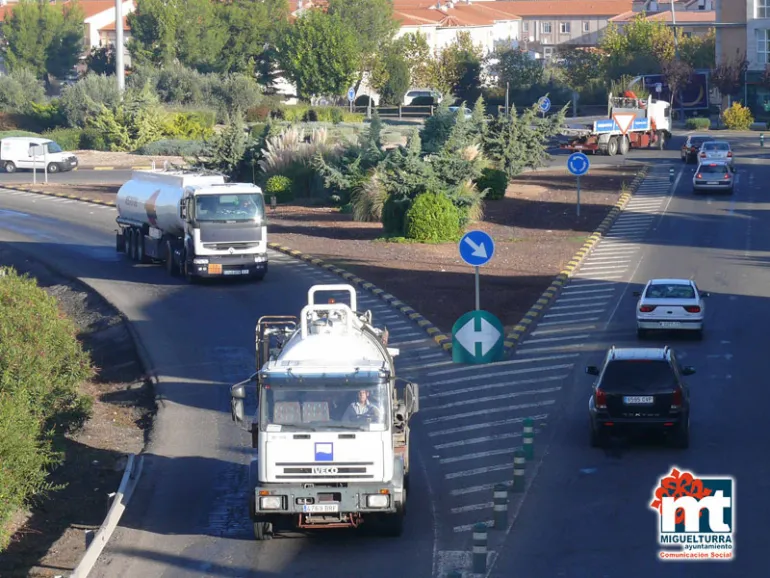 imagen de vehículos en carretera, enero 2015