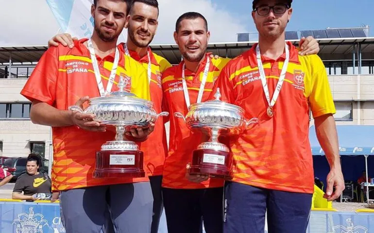 imagen de los Campeones de España de Petanca, octubre 2018, fuente imagen Federación Española de Petanca