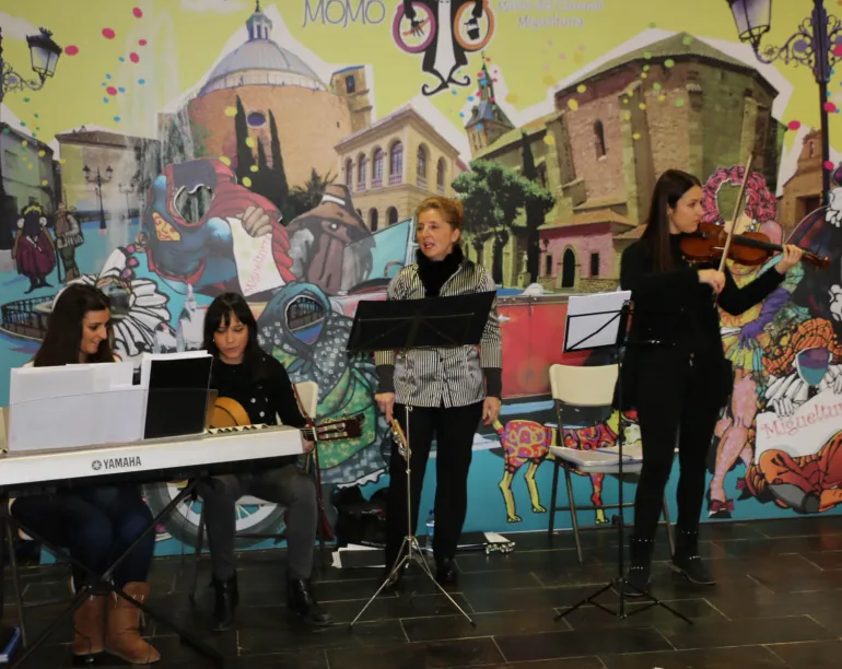 Actuación musical Día del Arte en la Calle, diciembre 2015