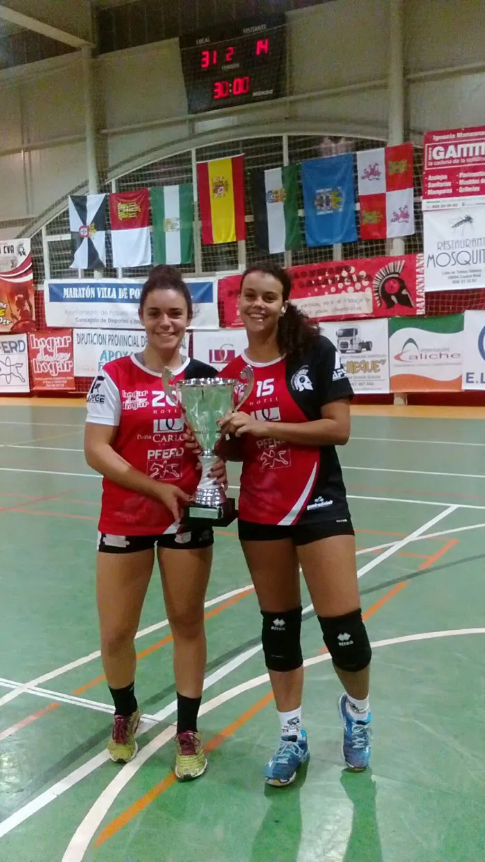 imagen de María Montoro Sánchez y María Pinto Rodrigo, octubre de 2016