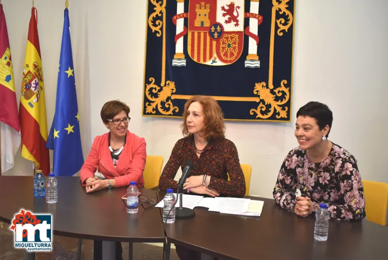 imagen de la rueda de prensa sobre el encendido de luminaria, febrero 2019