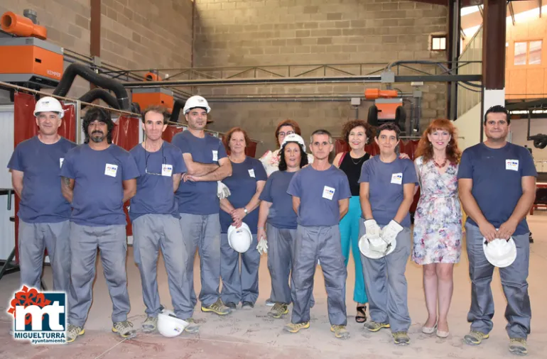 imagen de la visita institucional al taller de albañilería, 29 agosto 2019