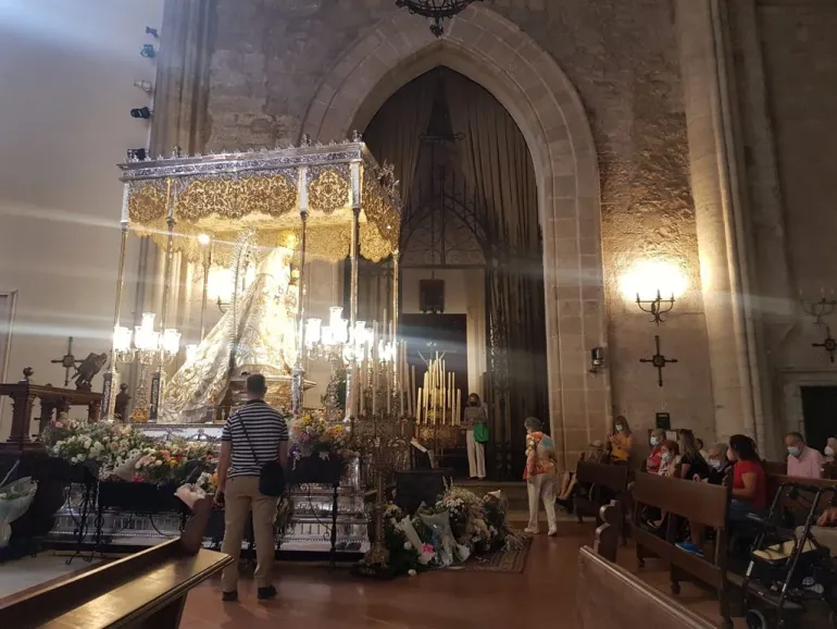 imagen de la visita a la Virgen del Prado, SED, Miguelturra agosto 2021