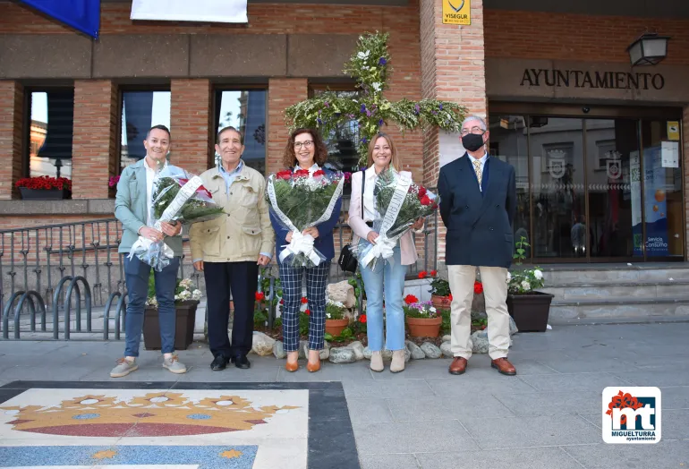 imagen ofrenda floral al Cristo Misericordia, mayo 2022