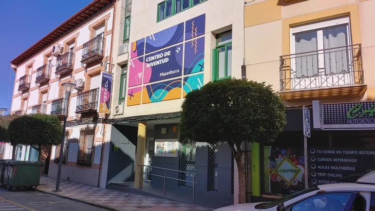 imagen fachada Centro Joven, noviembre 2021