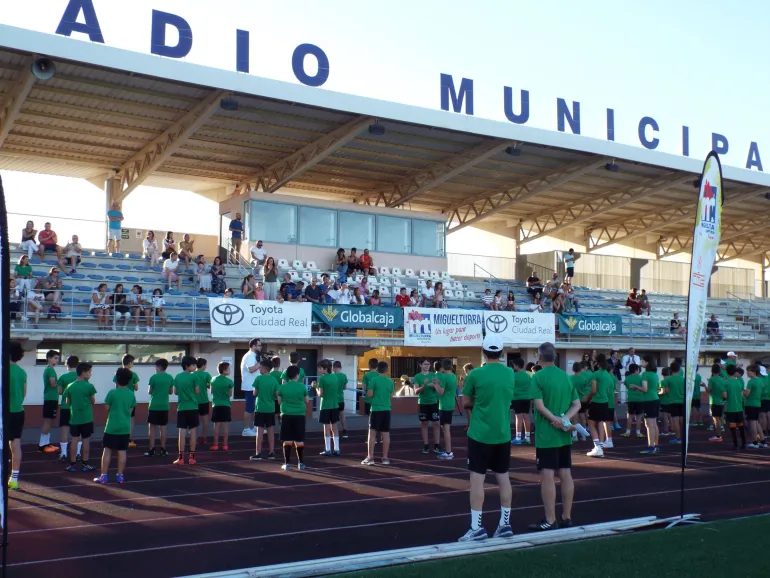 primer día del Campus de Fútbol Miguelturra 2022, fuente imagen Alberto Sánchez, imagen 2