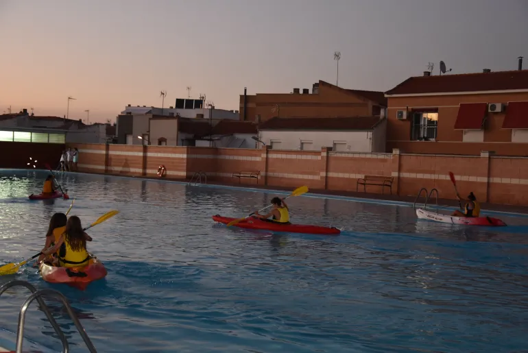 piscina_municipal_noches_encantadas