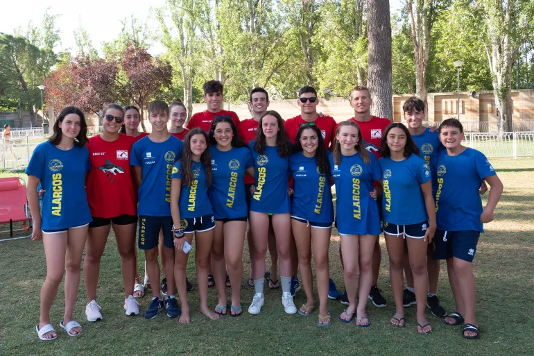 imagen grupal natación, julio 2022