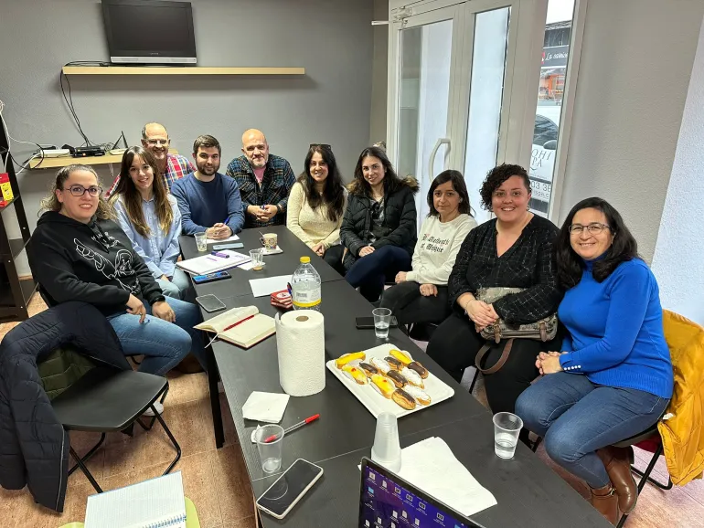 Reunión IU-Podemos con las AMPA de Miguelturra.