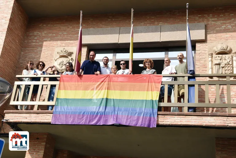 bandera orgullo lgtbi, junio 2023 Ayuntamiento