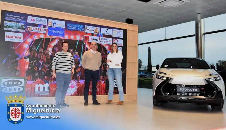 evento precarnaval en Toyota, diciembre 2023