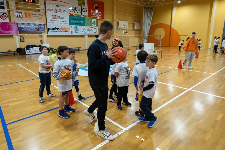 clinic baloncesto Navidad 2023, imagen 4