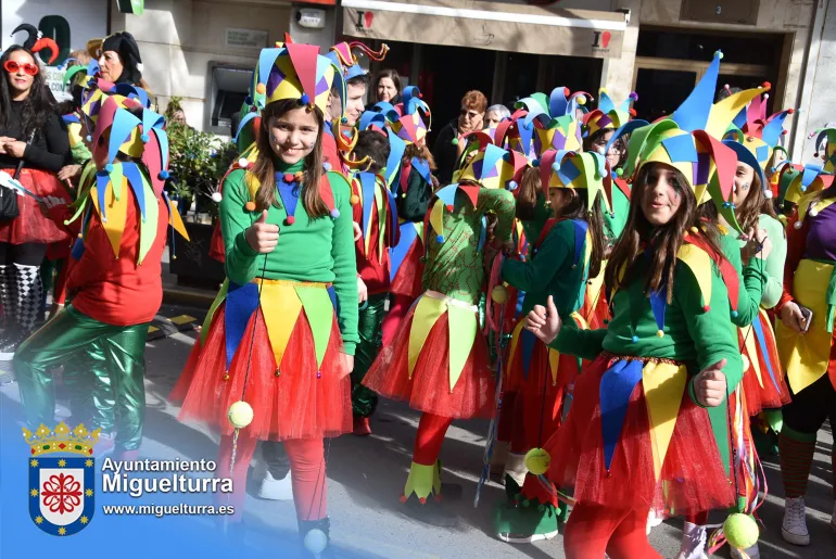 carnaval colegios 2024 desfile