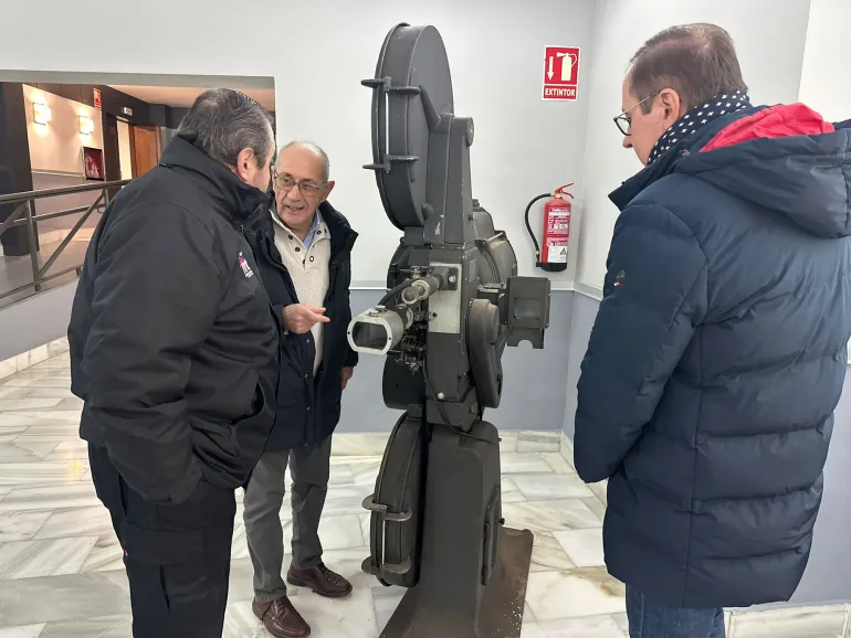 noticia_proyector_3