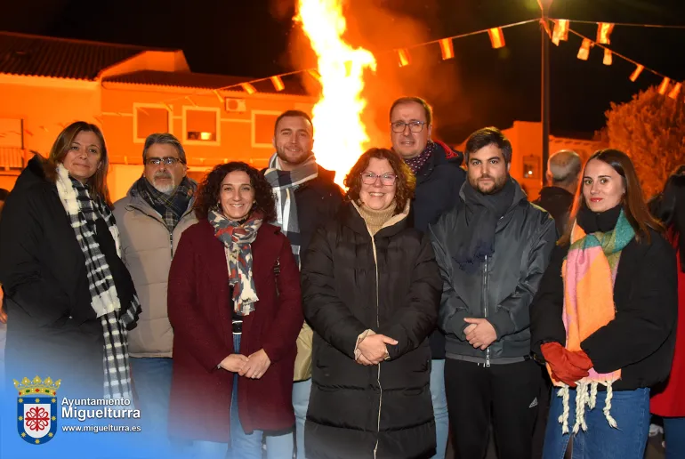 noticia_hoguera_san_anton_2025-1