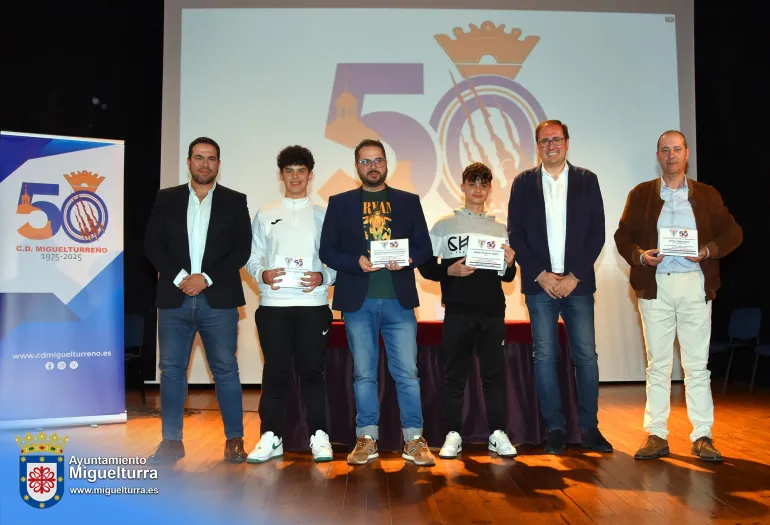 noticia_himno_cd_miguelturreno