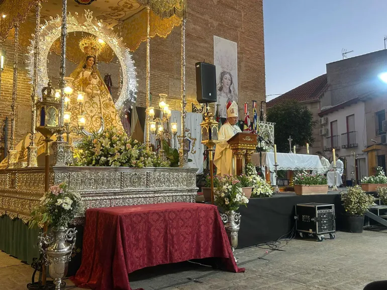 noticia_misa_coronacion