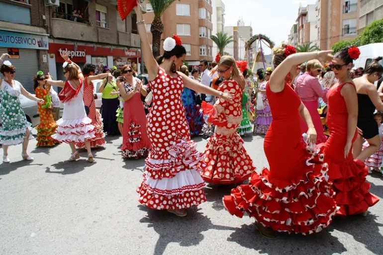 curso imagen relacionado con baile sevillanas