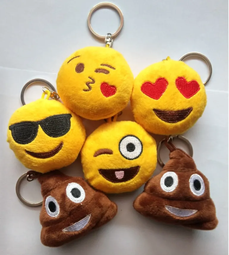 cursos imagen de llaveros de emoticonos