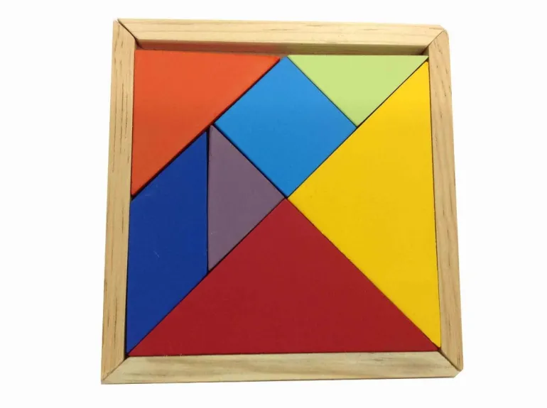 evento imagen de un tangram de 7 piezas de madera policromada