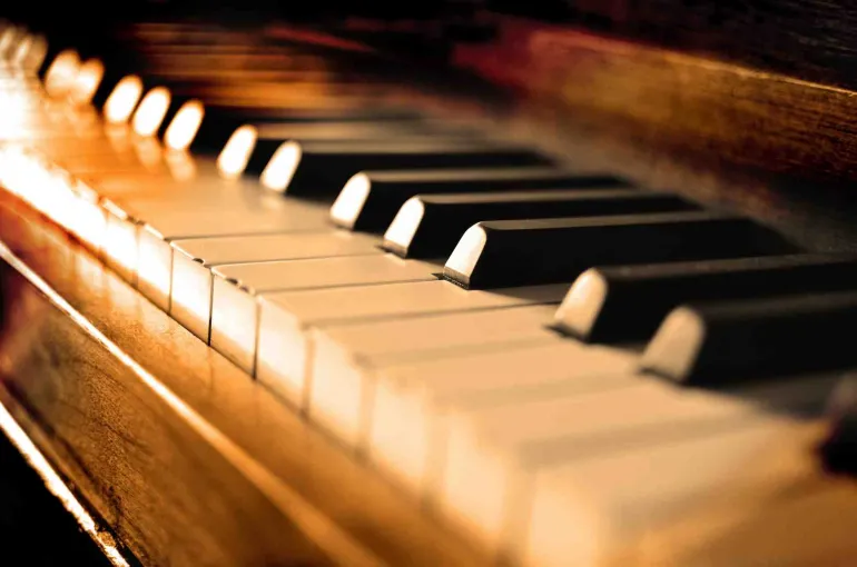 evento, imagen genérica de un piano