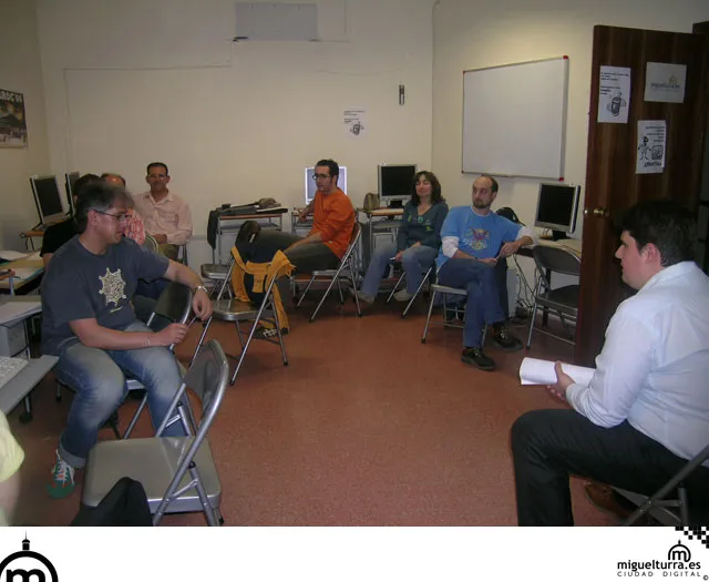Los futuros formadores de Molinux en el curso