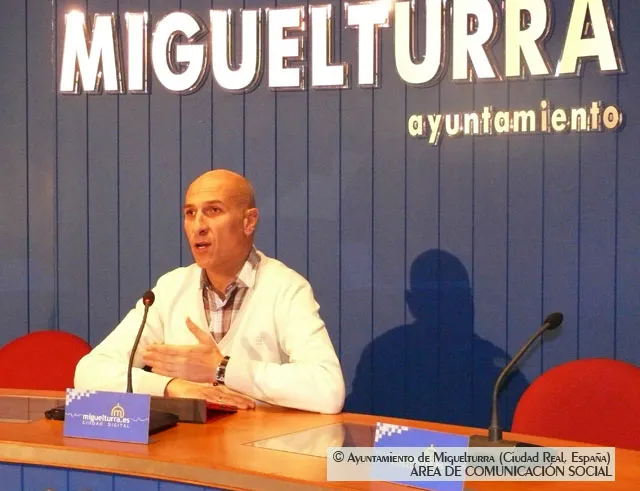 imagen concejal Eduardo Zurita, 11 diciembre 2013