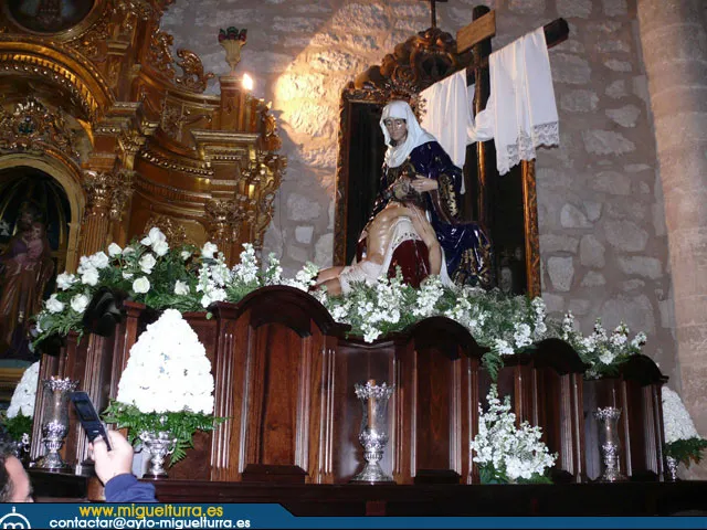 imagen de un paso de Semana Santa de Miguelturra