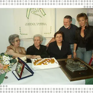 Emotivo homenaje a Dña. María García Martín