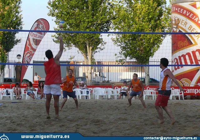 imagen del torneo Voley Playa Cruzcampo, agosto 08