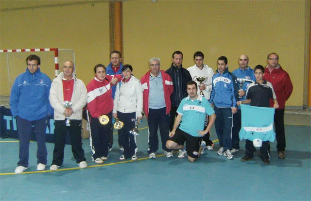 imagen de archivo del equipo de Tenis de Mesa de Miguelturra