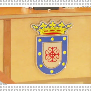 imagen del escudo de Miguelturra en el Salón de Plenos