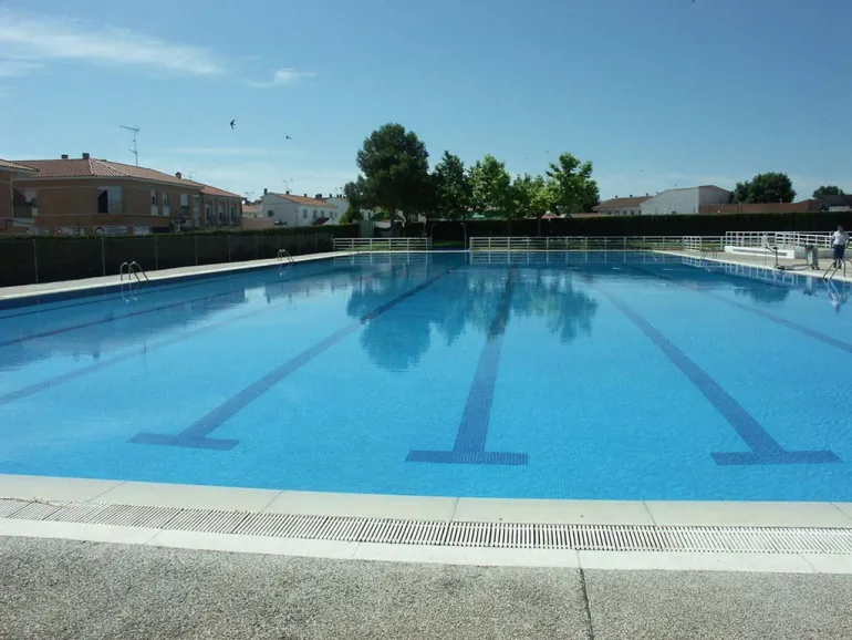 imagen de la Piscina Municipal de Miguelturra