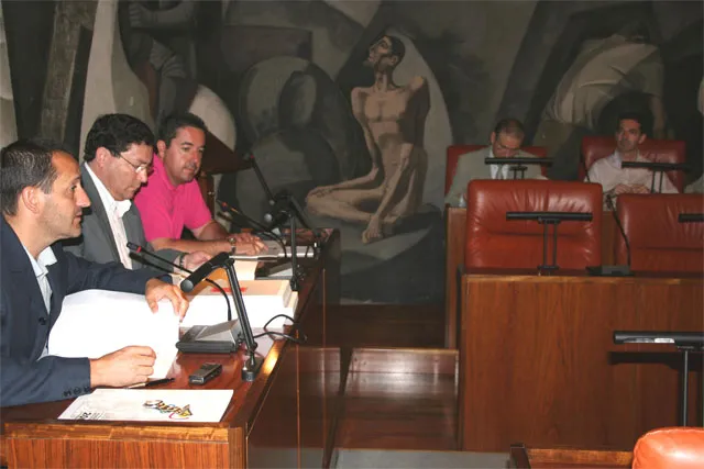 imagen asamblea general RSU, junio 2006