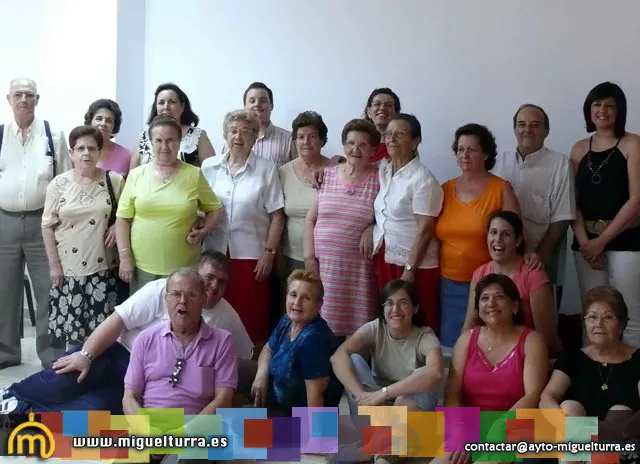 imagen homenaje a la mujer Barrio Oriente 2010