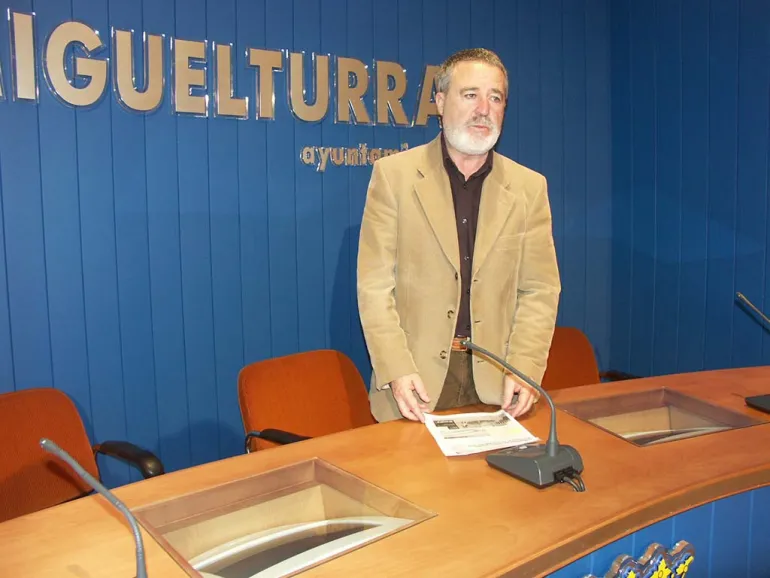Román Rivero contestó a los portavoces del PP