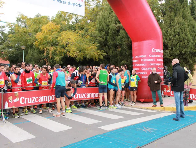 imagen de la salida de la Media Maratón Rural 2013