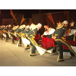 Ballet Folklórico de la Universidad de Colima