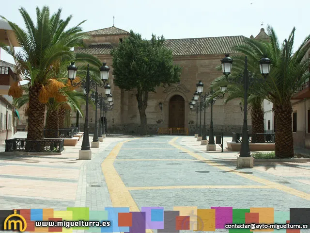 imagen de la plaza de la Ermita de la Virgen de la Estrella