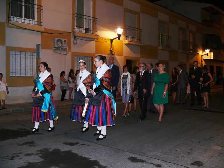 Imagen autoridades procesión Octava 2011