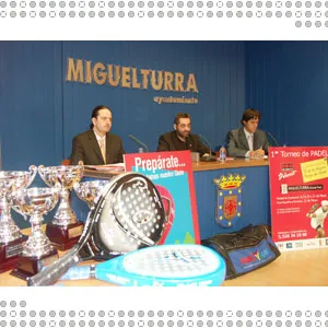 imagen presentación primer torneo padel