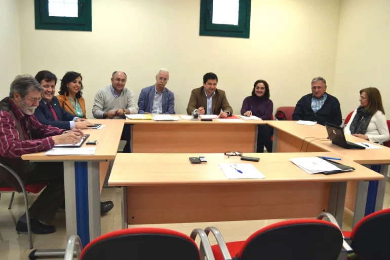 imagen de la Junta Directiva, abril de 2015