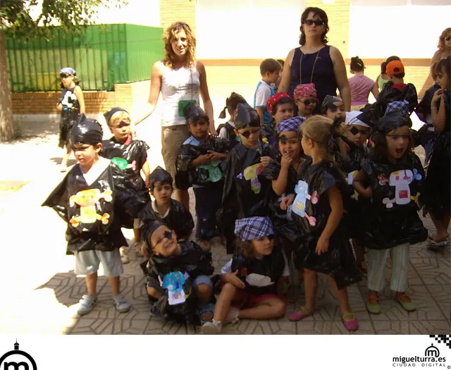 Unos encantadores Piratas en el Aula de Verano 06