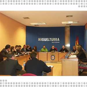 Último Pleno del consistorio miguelturreño 2005