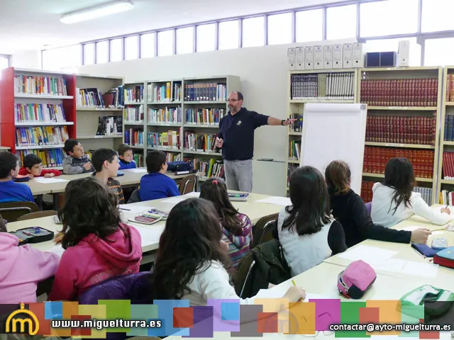 imagen de Jose Luis Sobrino en taller, marzo 2012