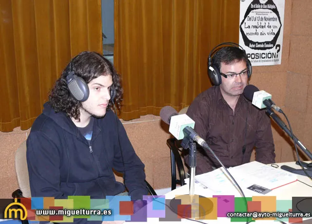 imagen de entrevista en Radio MIguelturra, sept 09